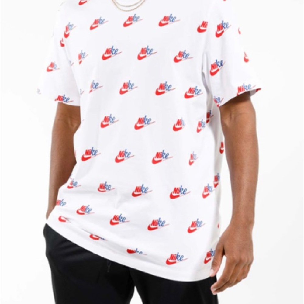 barkey worn large nike logo t shirt mens large